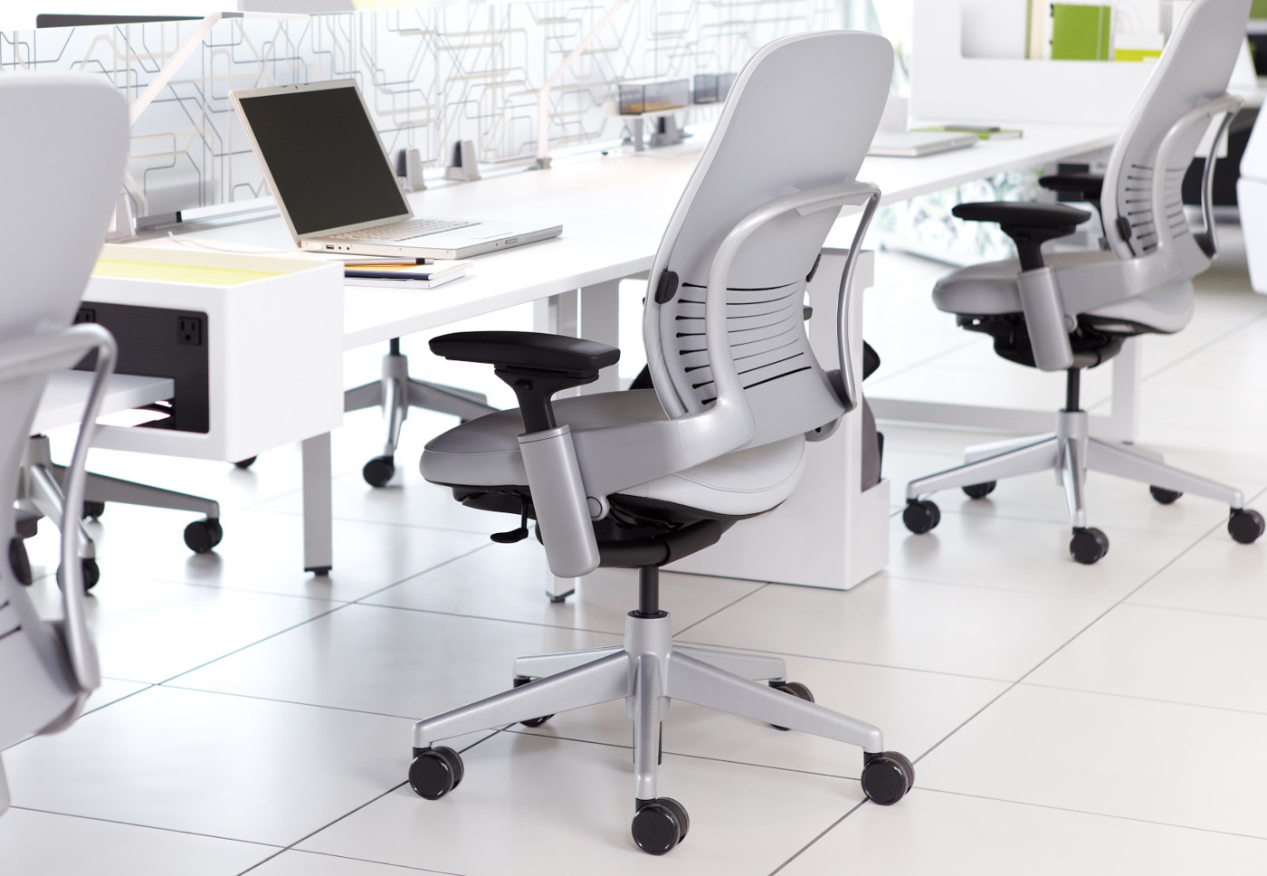Top 5 Best Office Chairs For Tailbone Pain